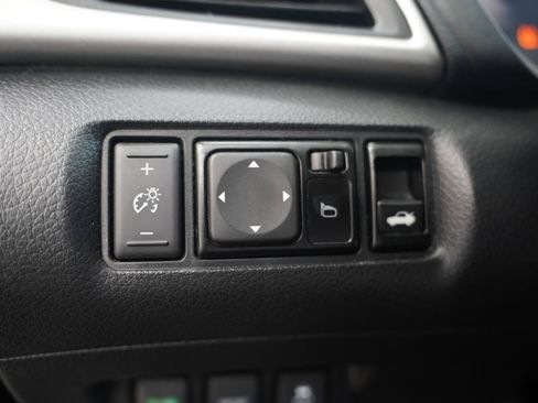 Used 2017 Nissan Sentra S FWD image 12