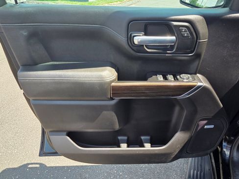 Used 2021 Chevrolet Silverado 1500 RST AWD/4WD image 12