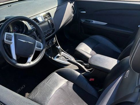 Used 2013 Chrysler 200 S FWD image 2