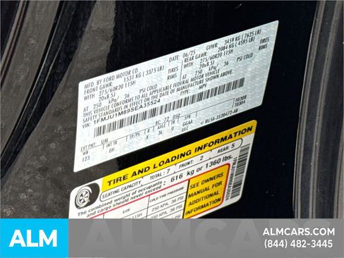 Certified 2025 Ford Expedition Platinum image 37