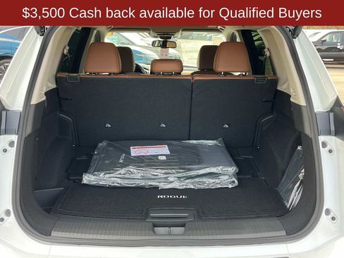 New 2026 Nissan Rogue Platinum w/ Tech Package image 8