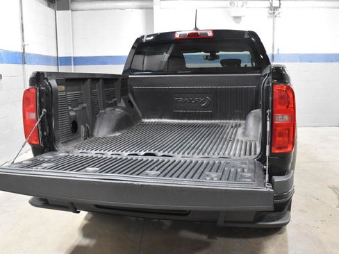 Used 2020 Chevrolet Colorado LT AWD/4WD image 24