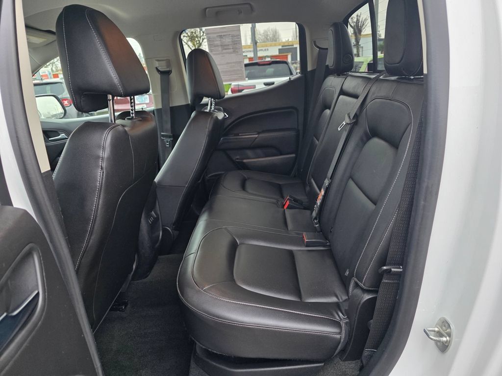 Used 2017 GMC Canyon SLT w/ Trailering Package AWD/4WD image 9