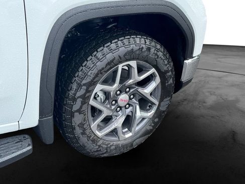 New 2026 GMC Sierra 1500 SLT w/ SLT Premium Plus Package AWD/4WD image 11