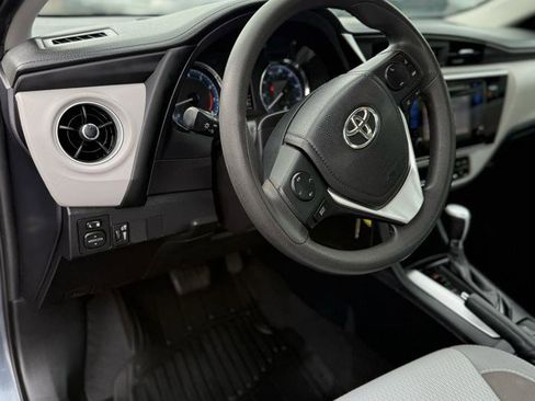 Used 2017 Toyota Corolla L FWD image 7