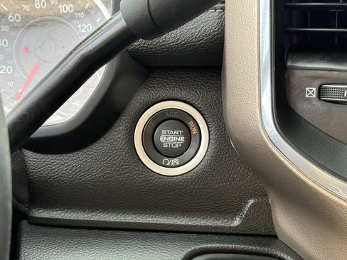 Used 2024 RAM 2500 Laramie AWD/4WD image 24