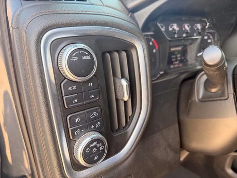 Used 2021 GMC Sierra 1500 AT4 AWD/4WD image 16