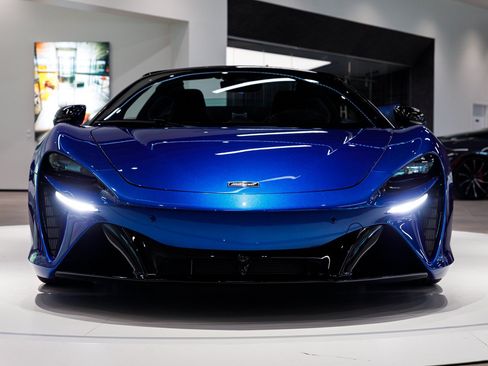 New 2026 McLaren Artura Spider RWD image 9