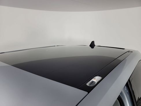 Used 2023 Rivian R1T Adventure image 13