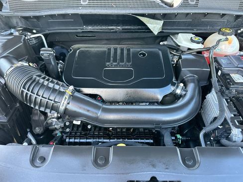 Used 2023 Chevrolet Blazer LT image 28