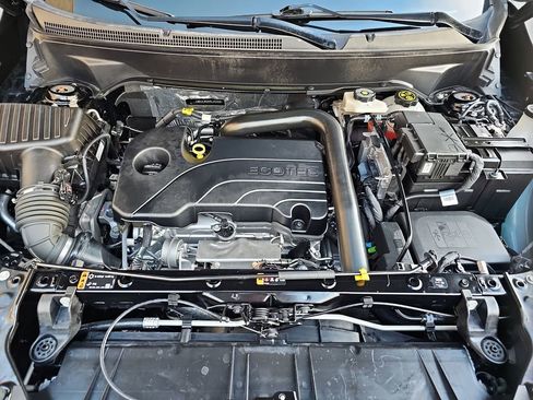 Used 2023 GMC Terrain SLE w/ Driver Convenience Package image 21