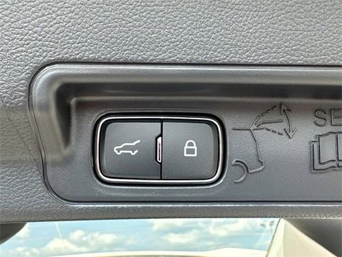 New 2025 Ford Explorer Active w/ Active Comfort Package image 14