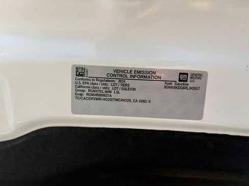 Used 2024 Chevrolet Equinox LT FWD image 10