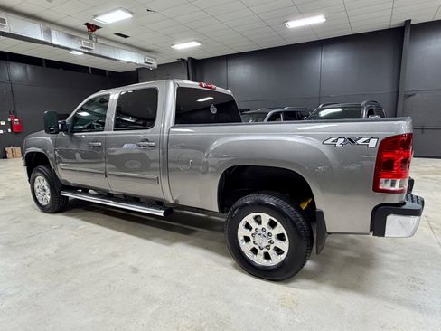Used 2013 GMC Sierra 2500 SLT w/ SLT Convenience Package image 12