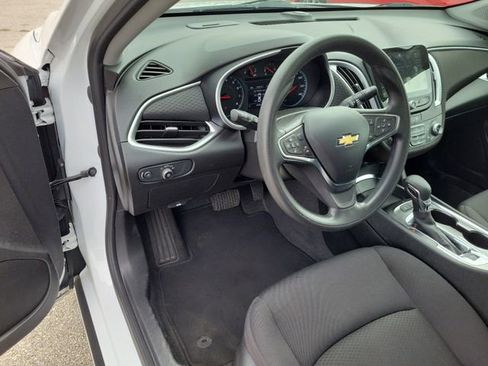 Used 2024 Chevrolet Malibu LT FWD image 20