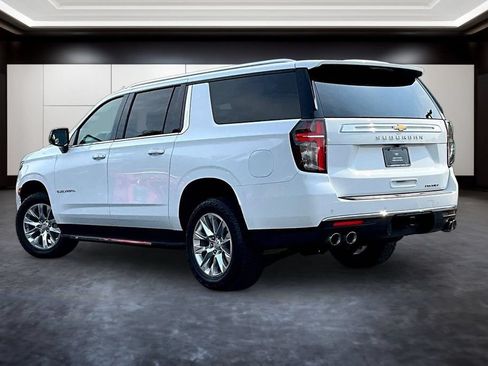 Used 2023 Chevrolet Suburban Premier AWD/4WD image 4