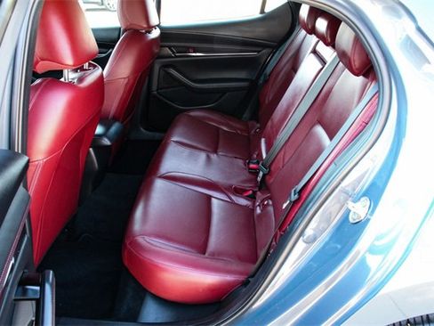 Used 2025 MAZDA MAZDA3 Carbon image 39