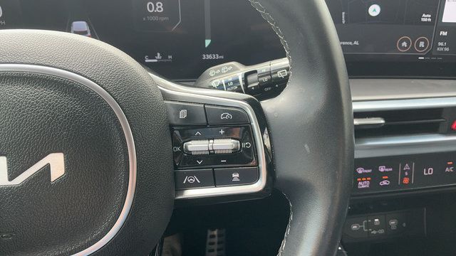Used 2024 Kia Sorento SX FWD image 13