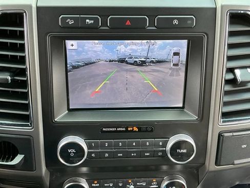 Used 2019 Ford Expedition XLT AWD/4WD image 26