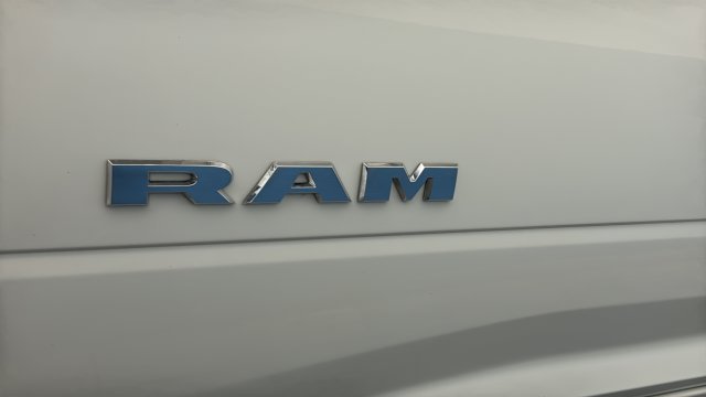 Used 2022 RAM 3500 Laramie AWD/4WD image 45
