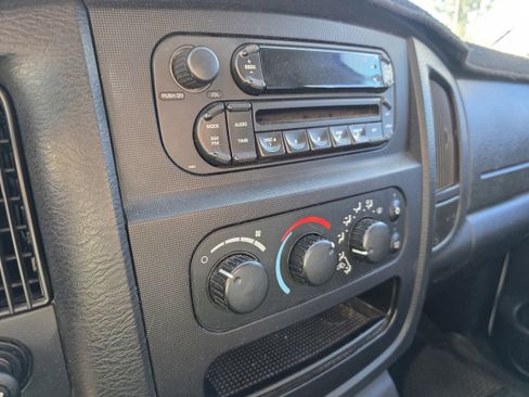 Used 2005 Dodge Ram 1500 Truck SLT w/ Quad Cab Big Horn Value Group image 8