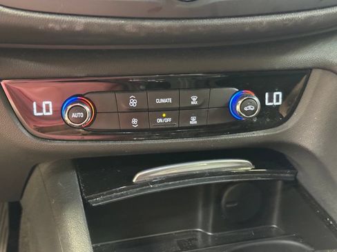 Used 2020 Buick Regal Preferred w/ Sights and Sounds Package FWD image 37