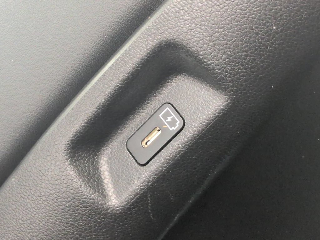Used 2024 Hyundai Santa Fe SEL FWD image 20