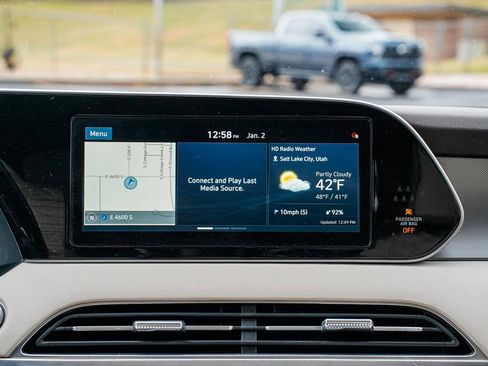 Used 2020 Hyundai Palisade Limited image 13