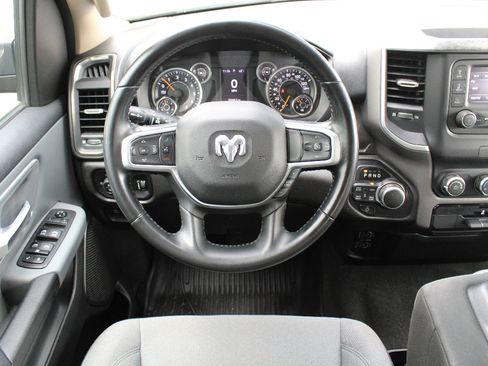 Used 2020 RAM 1500 Big Horn AWD/4WD image 13