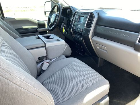 Used 2018 Ford F250 4x4 Crew Cab Super Duty image 11