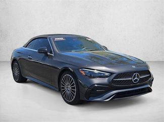 Used 2024 Mercedes-Benz CLE 450 4MATIC Cabriolet video 3