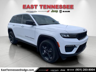 New 2025 Jeep Grand Cherokee Limited w/ Black Appearance Package