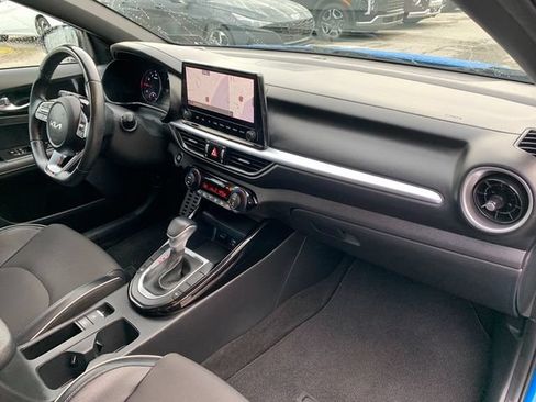 Used 2022 Kia Forte GT-Line w/ GT-Line Technology Package FWD image 11