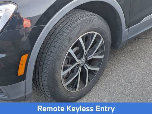 Used 2021 Volkswagen Tiguan SE FWD image 6