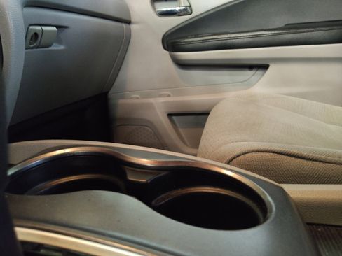 Used 2018 Honda Pilot EX image 26