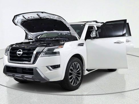 Used 2023 Nissan Armada Platinum w/ Cargo Package AWD/4WD image 10