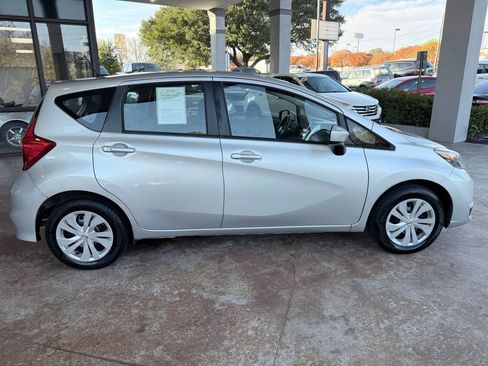 Used 2018 Nissan Versa Note SV image 8