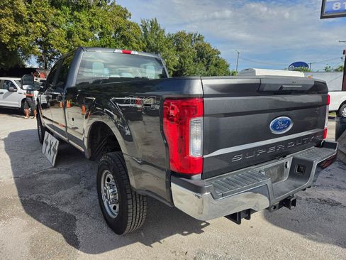 Used 2019 Ford F250 XL w/ Power Equipment Group AWD/4WD image 7