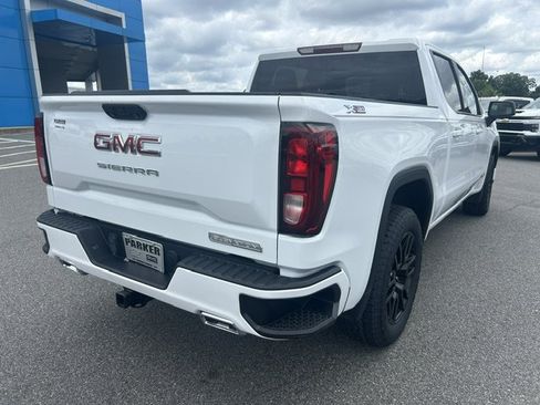 Used 2023 GMC Sierra 1500 Elevation w/ X31 Off-Road Package AWD/4WD image 4