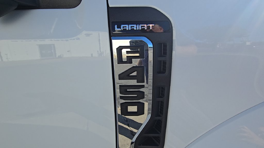 Used 2026 Ford F450 Lariat w/ FX4 Off-Road Package AWD/4WD image 41