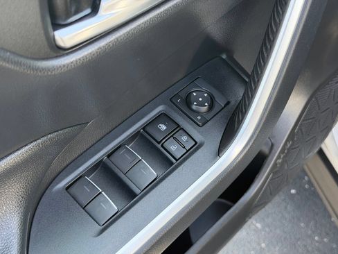 Used 2022 Toyota RAV4 XLE Premium AWD/4WD image 14