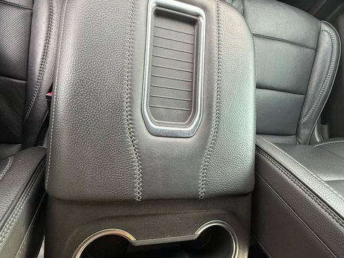 Used 2021 GMC Yukon Denali w/ Denali Premium Package AWD/4WD image 17
