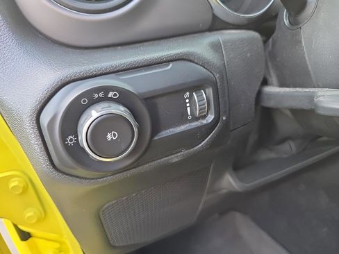 Used 2023 Jeep Wrangler Sport AWD/4WD image 19