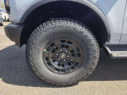 New 2026 Ford Bronco Outer Banks w/ Sasquatch Package AWD/4WD image 24