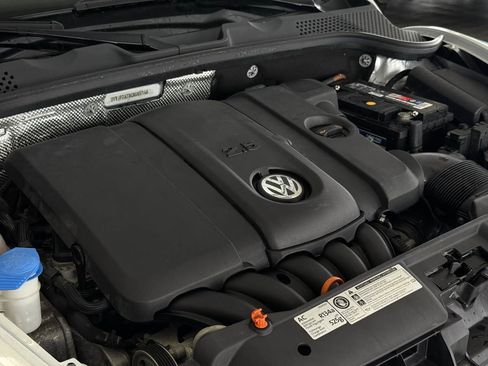 Used 2012 Volkswagen Beetle 2.5 FWD image 19