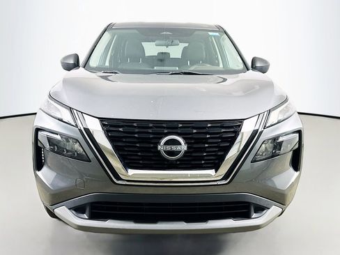 Used 2023 Nissan Rogue S FWD image 2