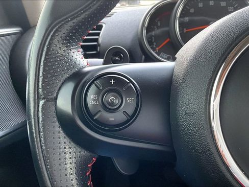 Used 2020 MINI Cooper Clubman S image 18