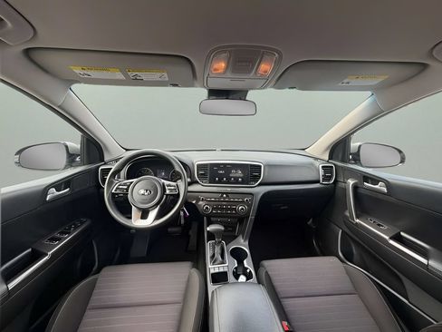 Used 2021 Kia Sportage LX w/ LX AWD Popular Package image 16
