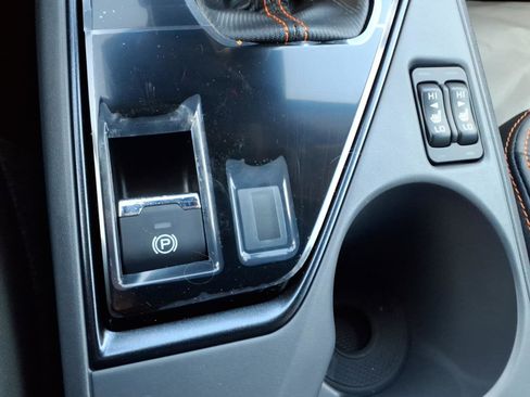 New 2026 Subaru Crosstrek 2.5i Limited AWD/4WD image 7