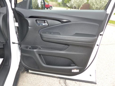 Used 2021 Honda Passport Touring image 45